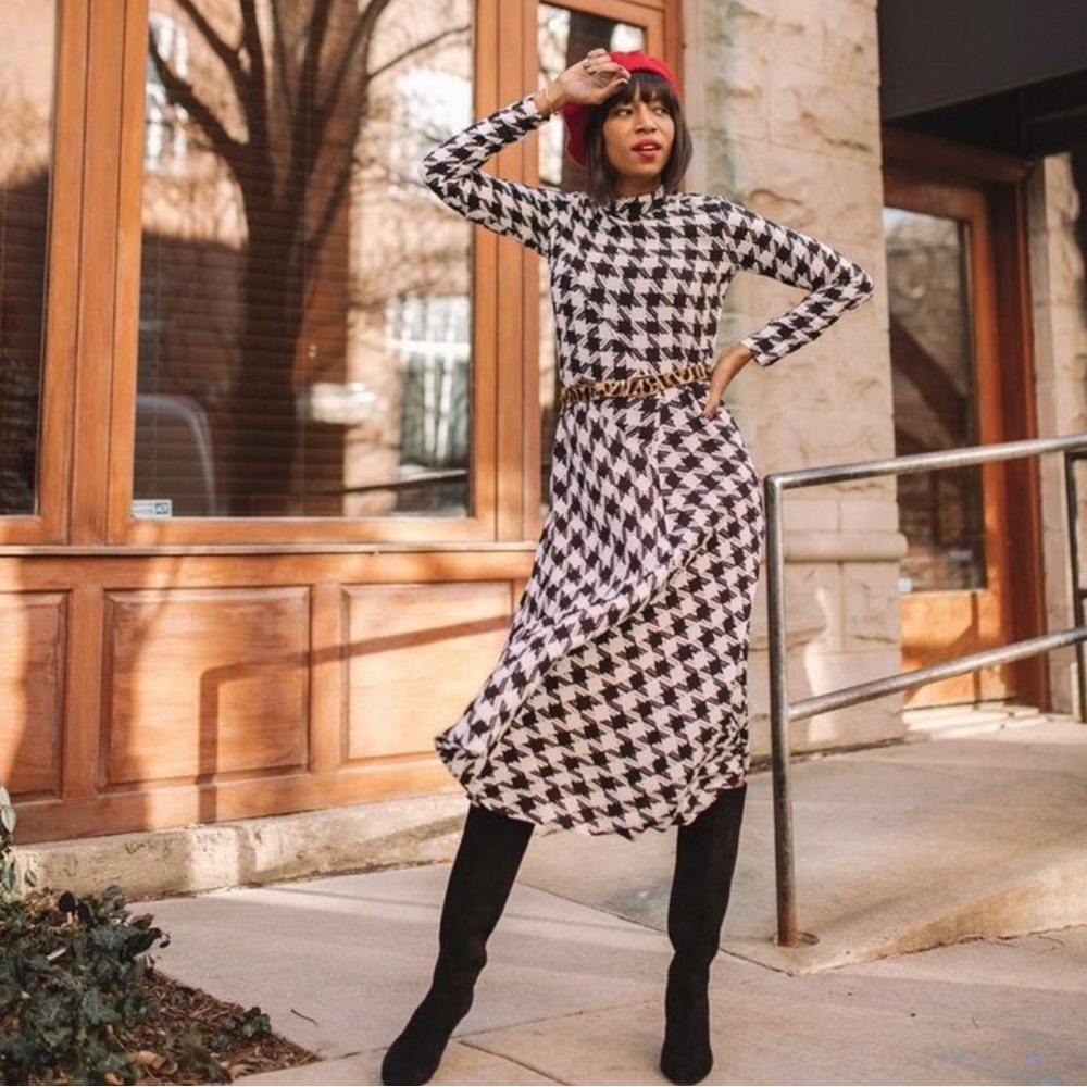 NWT $169 Ann Taylor Houndstooth Mock Neck Midi Dress Black White size 8